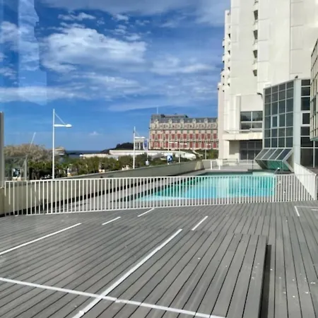 Surfin Essaye Biarritz